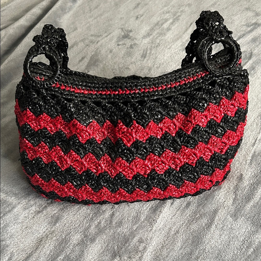 Stylish Black and Red Crochet Bag mexican artesan